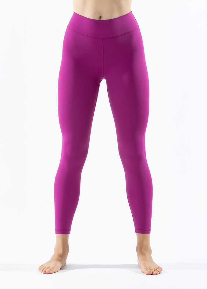Front view of full-length berry pink sportswear leggings featuring a seamless design and a high-rise waistband.